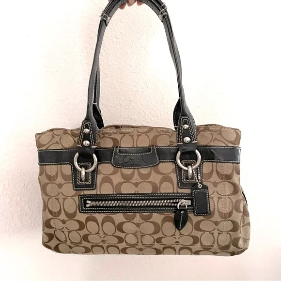 Coach Signature Penelope shoulder bag - Picture 2 of 16